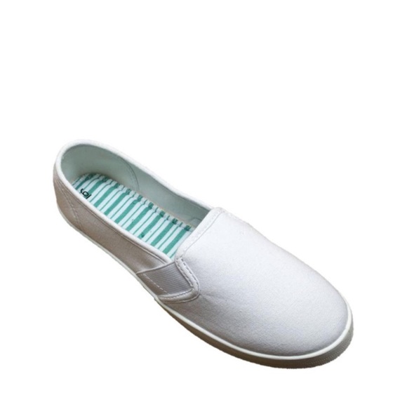 Time and Tru Shoes - White Slip-On Sneakers NWT